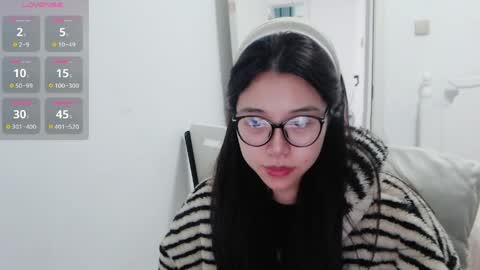 Snapshot of yaoyaoliu chatting on 5, 4, 2026 yaoyaoliu online show from 5, 4, 2026