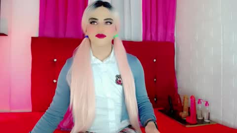 Snapshot of yarethrousss chatting on 30, 9, 2025 yarethrousss online show from 30, 9, 2025