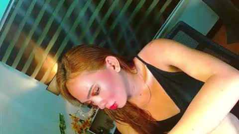 Snapshot of yasii19 chatting on 10, 6, 2026 miss yasii online show from 10, 6, 2026