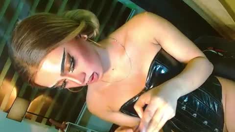 Snapshot of yasii19 chatting on 13, 6, 2026 miss yasii online show from 13, 6, 2026