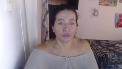 Snapshot of yasmin_love85 chatting on 3, 2, 2025 yasmin_love85 online show from 3, 2, 2025