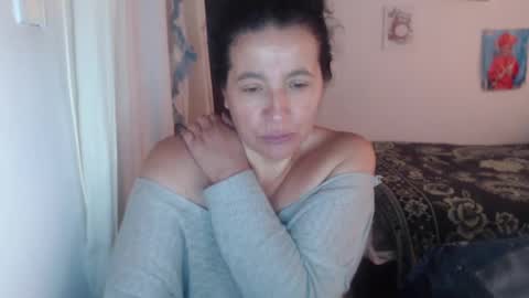Snapshot of yasmin_love85 chatting on 12, 2, 2025 yasmin_love85 online show from 12, 2, 2025