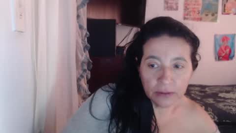 Snapshot of yasmin_love85 chatting on 19, 2, 2025 yasmin_love85 online show from 19, 2, 2025