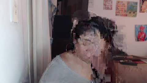 Snapshot of yasmin_love85 chatting on 16, 9, 2025 yasmin_love85 online show from 16, 9, 2025