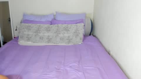 Snapshot of yasminayazzie chatting on 9, 12, 2024 Yasmina online show from 9, 12, 2024