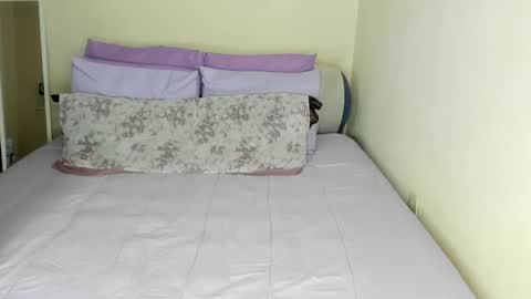 Snapshot of yasminayazzie chatting on 17, 12, 2024 Yasmina online show from 17, 12, 2024