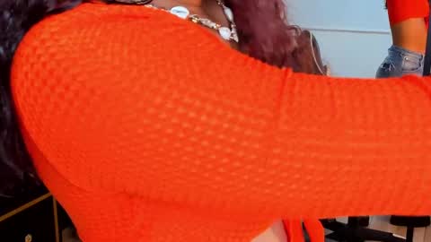 yaya23x online show from 17, 2, 2025