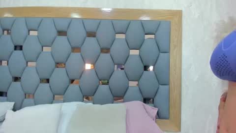 yayi derek  online show from 20, 11, 2025