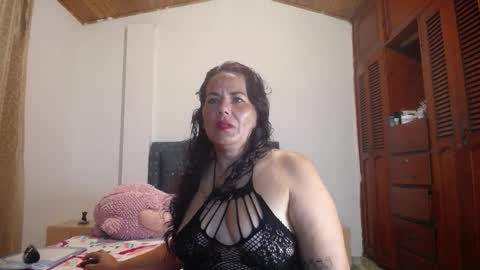 Snapshot of yazmin_mature chatting on 16, 11, 2025 Jasmin online show from 16, 11, 2025