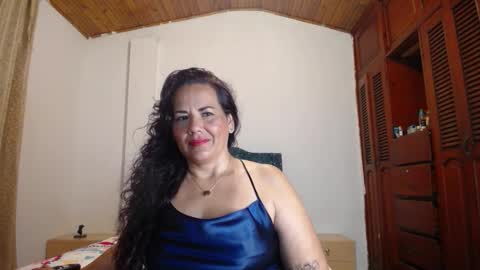 Snapshot of yazmin_mature chatting on 22, 11, 2025 Jasmin online show from 22, 11, 2025