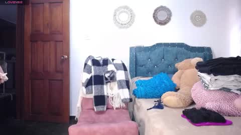 Snapshot of yazmin_mature chatting on 16, 7, 2026 Jasmin online show from 16, 7, 2026
