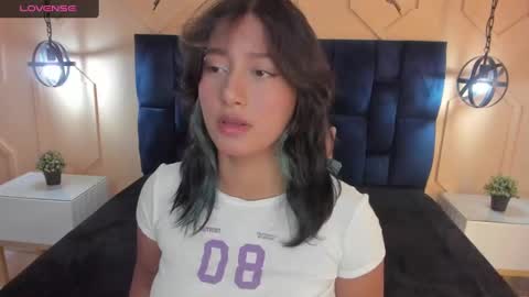 Snapshot of yazmin_rouse chatting on 23, 1, 2025 Yazmin online show from 23, 1, 2025