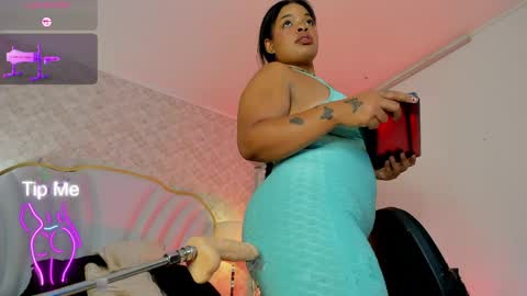  YazminJenner  online show from 7, 4, 2026