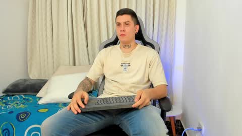 Snapshot of yeiko_romero_ chatting on 12, 12, 2024 YEIKO ROMERO online show from 12, 12, 2024