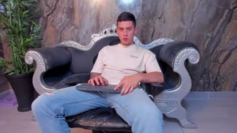Snapshot of yeiko_romero_ chatting on 6, 2, 2025 YEIKO ROMERO online show from 6, 2, 2025