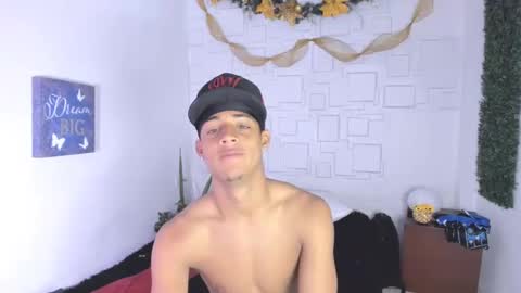 yeison_77 online show from 14, 12, 2024