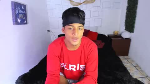 yeison_77 online show from 16, 12, 2024