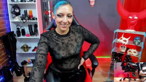 Yelena online show from 15, 4, 2026