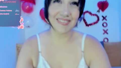 Yelena Owens online show from 17, 2, 2025