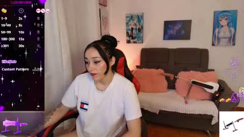 Snapshot of yeliana_sexy chatting on 15, 7, 2026 Valery online show from 15, 7, 2026