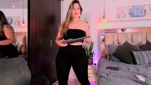 yellow_lily online show from 15, 3, 2026