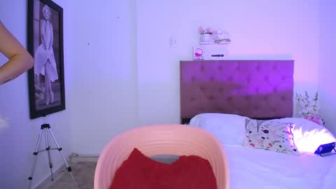 Snapshot of yemfairymcry chatting on 28, 12, 2024 YEM online show from 28, 12, 2024