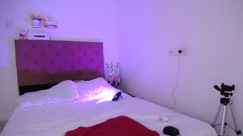 Snapshot of yemfairymcry chatting on 15, 1, 2025 YEM online show from 15, 1, 2025