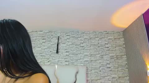 Snapshot of yenn_tay chatting on 7, 6, 2026 ZAYDEN online show from 7, 6, 2026