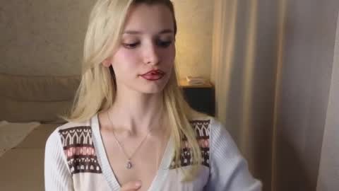 Yenna online show from 11, 4, 2026