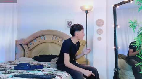 Snapshot of yeremmy_twink chatting on 13, 5, 2026 yeremmy_twink online show from 13, 5, 2026