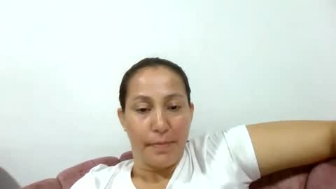 Snapshot of yessica_08 chatting on 15, 6, 2026 yessica and andres online show from 15, 6, 2026