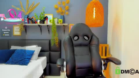 yessika_parker online show from 14, 4, 2026