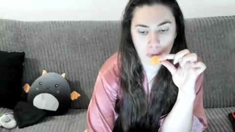 Snapshot of yesyoucanjustdoit chatting on 19, 3, 2026 Kira online show from 19, 3, 2026