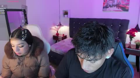 Snapshot of yiing_and_yang chatting on 4, 10, 2025 Yiing and yang online show from 4, 10, 2025