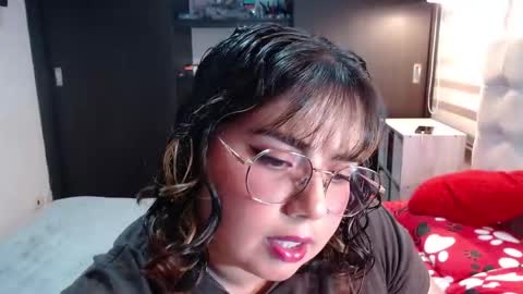hii i am yini online show from 14, 3, 2026