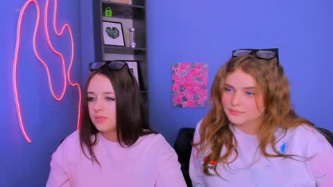 Snapshot of ylia_fress chatting on 1, 4, 2026 Ylia online show from 1, 4, 2026