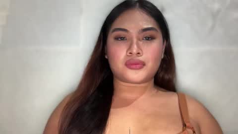 yllana love online show from 26, 11, 2025