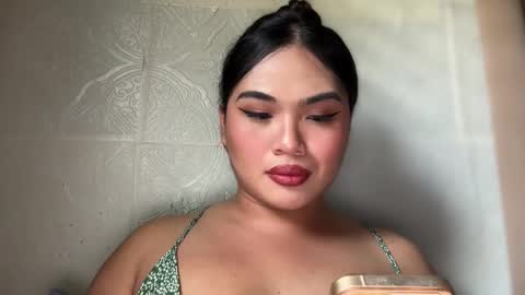 yllana love online show from 7, 4, 2026