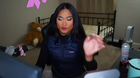 Snapshot of ynaong chatting on 25, 12, 2024 Palmela Handerson online show from 25, 12, 2024