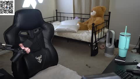 Snapshot of ynaong chatting on 17, 1, 2025 Palmela Handerson online show from 17, 1, 2025