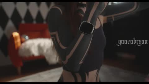 ynnenbrynn online show from 19, 2, 2026