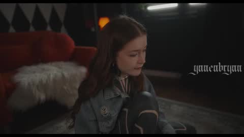 ynnenbrynn online show from 4, 3, 2026