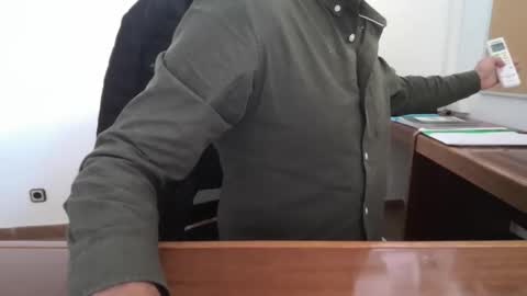 Snapshot of yo47 chatting on 4, 11, 2025 Yo47 online show from 4, 11, 2025