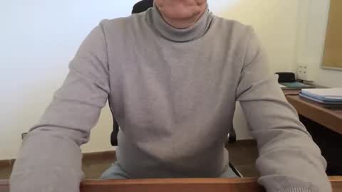 Snapshot of yo47 chatting on 26, 11, 2025 Yo47 online show from 26, 11, 2025