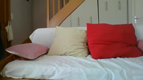 Yoann online show from 21, 4, 2026