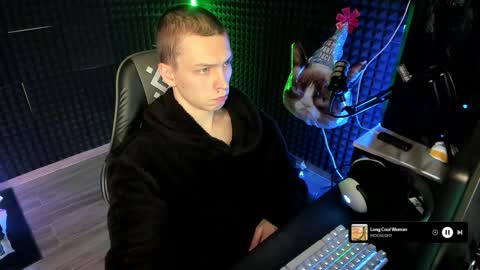 Snapshot of yoi_aji chatting on 17, 12, 2025 You can ask my name in pm online show from 17, 12, 2025