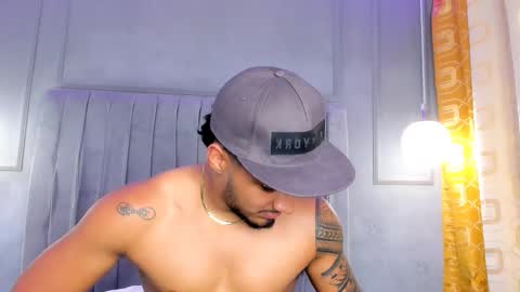 Yoi Olimpo online show from 24, 2, 2025