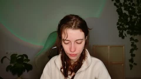 yoka_paradoxxx online show from 24, 10, 2025