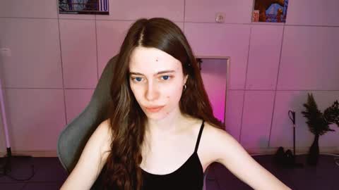 yoka_paradoxxx online show from 26, 3, 2026