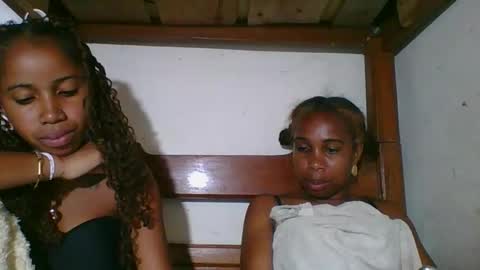 Snapshot of yolandrina05 chatting on 5, 2, 2026 yolandrina05 online show from 5, 2, 2026